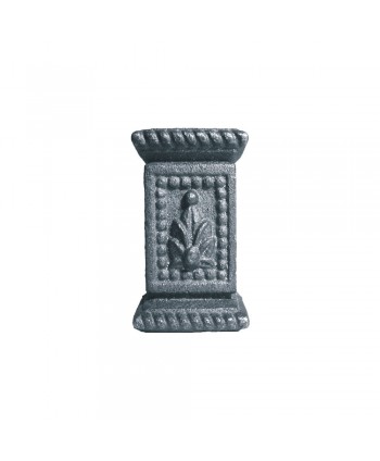 29-MA Macolla cuadrada de fundición artística