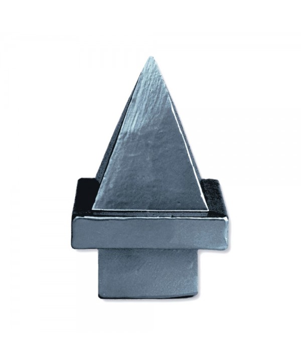 90-R Remate de aluminio con forma de pirámide