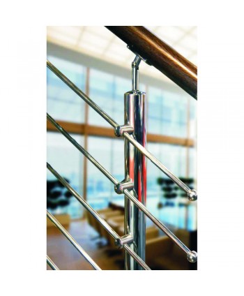 8053 Imagen de baranda de inoxidable brillo con madera