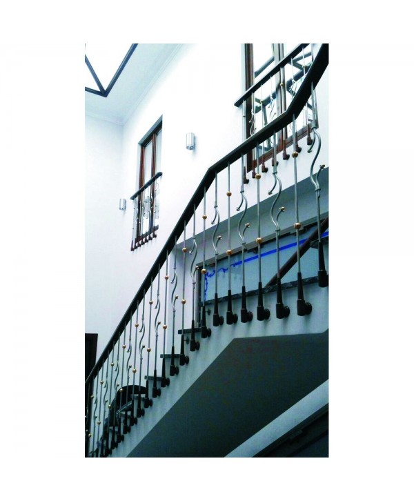 8046 Baranda de acero inoxidable con latón y madera