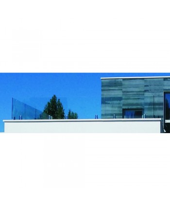 8405 Barandilla de cristal en terraza con soportes de inox