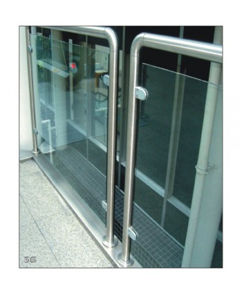 8414 Baranda de cristal y acero inox en bloque de pisos