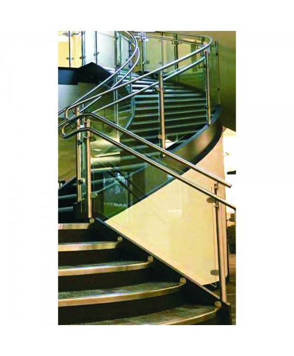 8418 Barandilla de acero inox y cristal en centro comercial