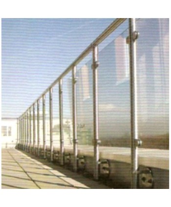 8422 Baranda de acero inoxidable en parking