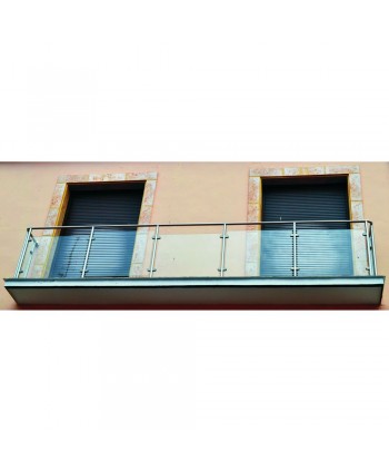 8433 Balcón grande de acero inoxidable con cristales