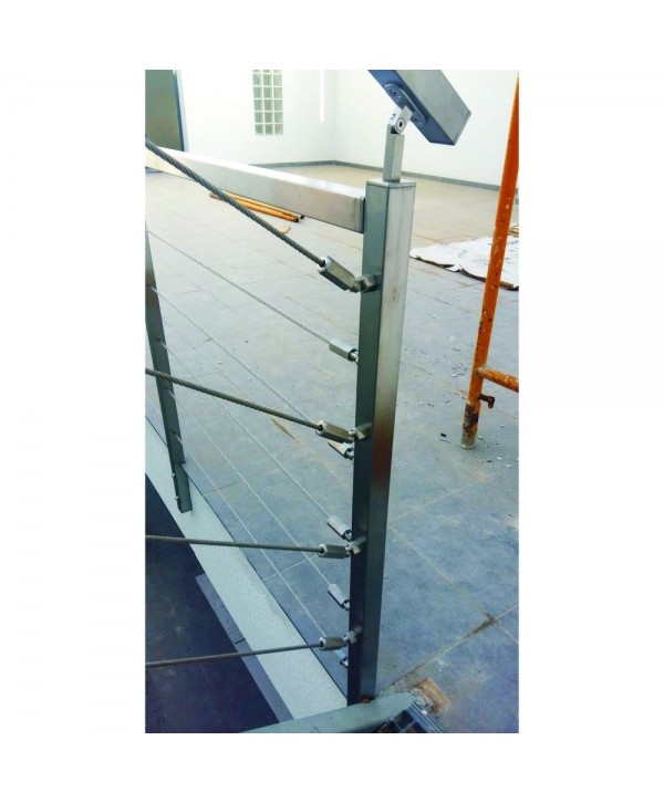 8702 Baranda exterior de acero inox con cables y tensores