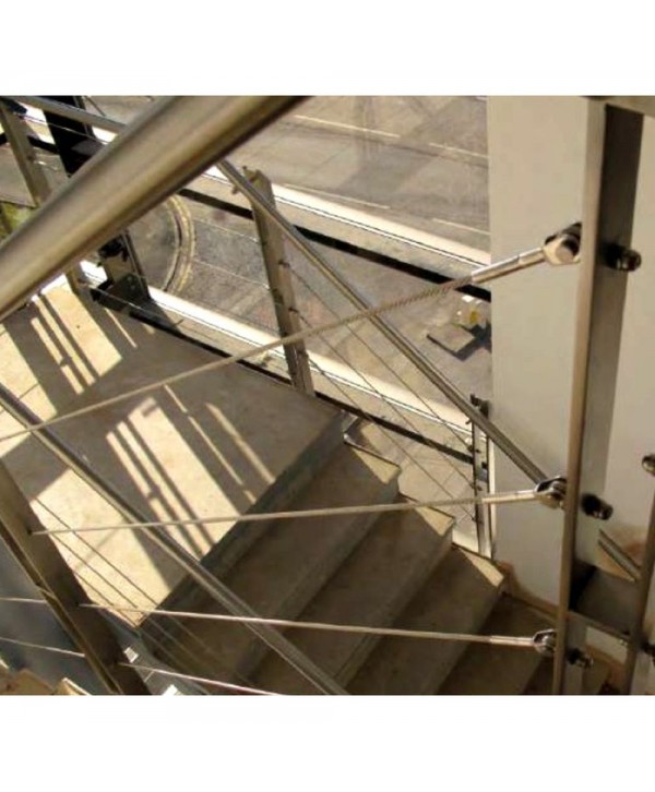 8704 Baranda interior de acero inoxidable con cables