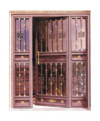 1003 Puerta con adornos de rizos y macollas laton