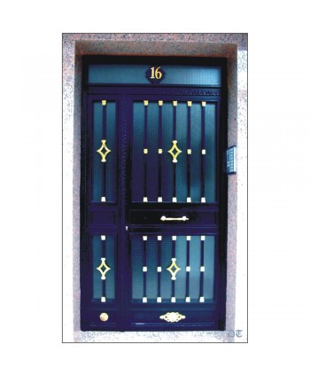 1014 Puerta con adornos de rombo en latón