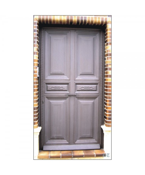 1052 Puerta de cuarterones grandes de chapa