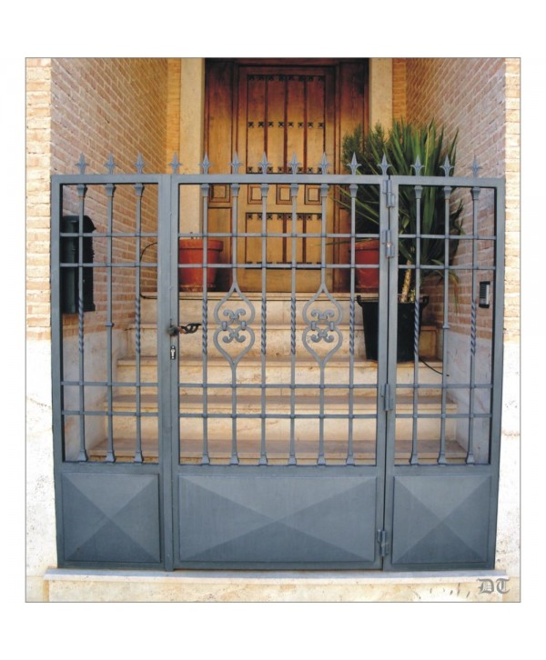 1580 Cancela de fundido con chapas