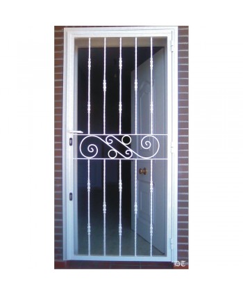 1602 Cancela con adorno de S central forjado