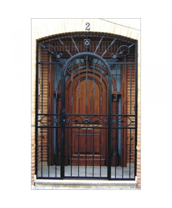 1605 Cancela con piezas y accesorios de forja