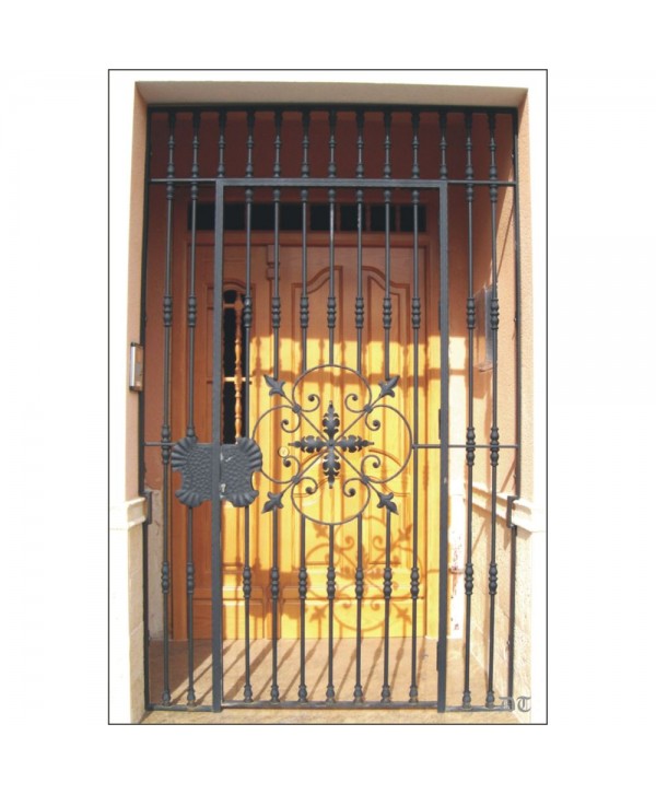 1660 Cancela con barrote tradicional y adorno de 4 picos