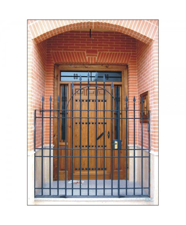 1672 Cancela de barra perforada con lanzas