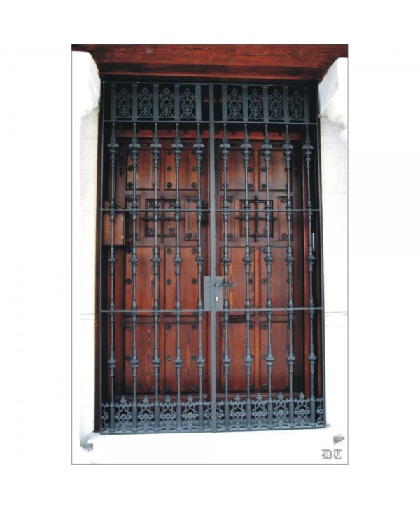 1681 Cancela con macollas de fundido y manivela de hierro