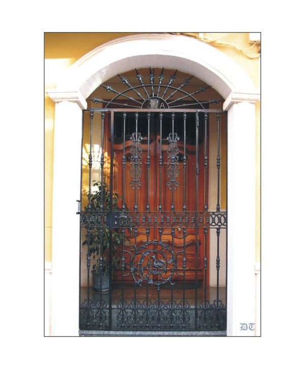 1700 Cancela con adorno circular de pájaro de hierro