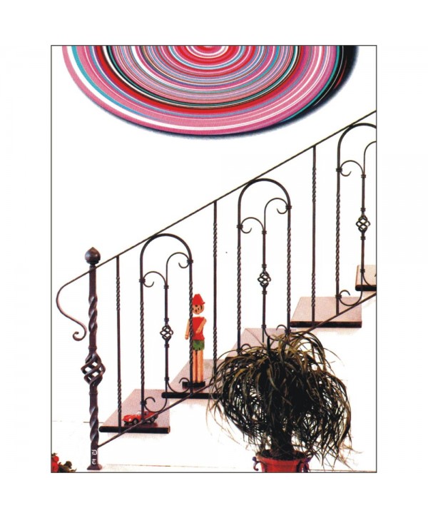 2027 Baranda con barrote curvado y piña pequeña de hierro