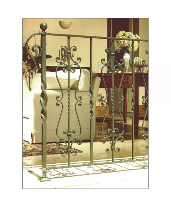 2039 Baranda con arranque retorcido sencillo y bola de remate