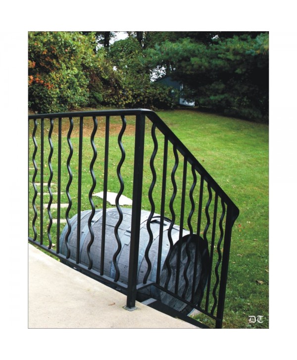 2056 Barandilla con barrotes ondulados de forja