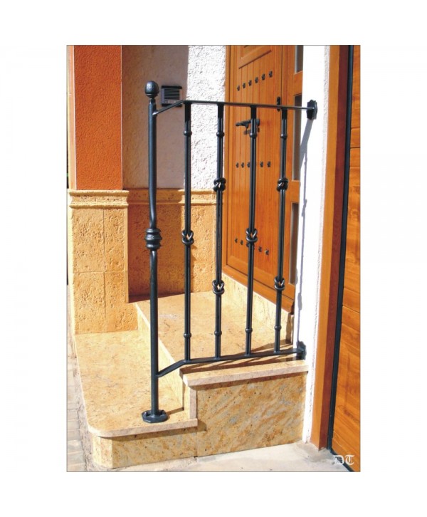 2069 Baranda para entrada con barrotes estilo nudo