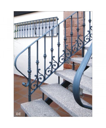 2079 Barandilla con rizos pequeños inferiores