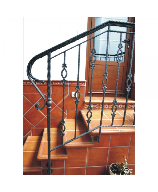 2087 Baranda de forja con barrote de ovalo