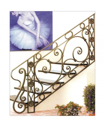2113 Barandilla con aros y óvalos forjados