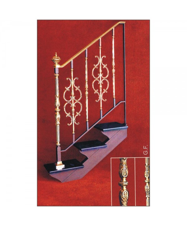 2117 Baranda con barrotes y arranque de latón