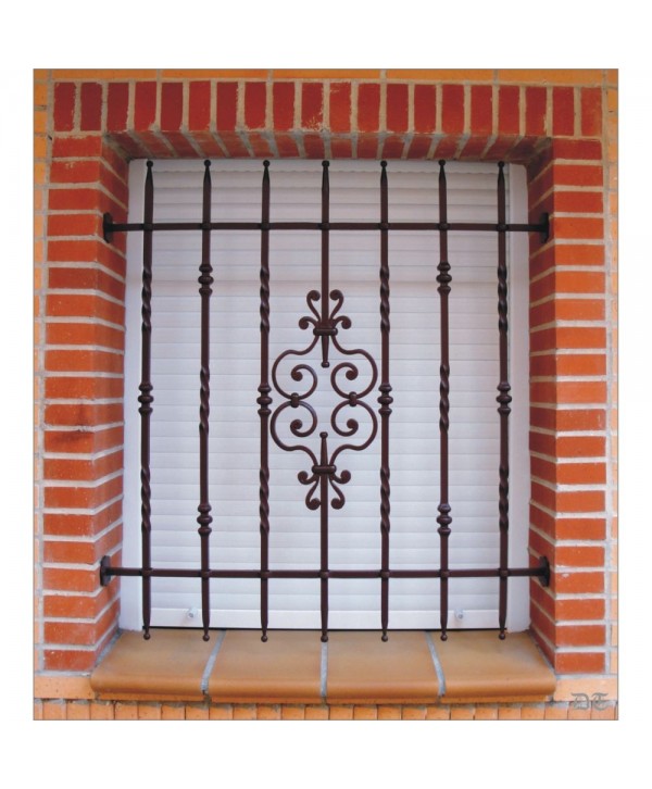 3031 Reja sencilla con adorno central de hierro