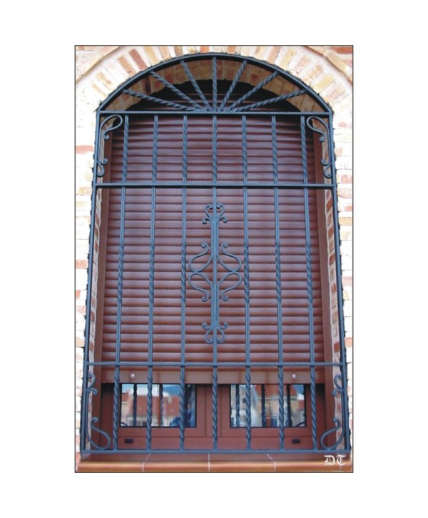 3105 Reja estilo arco con barrotes retorcidos