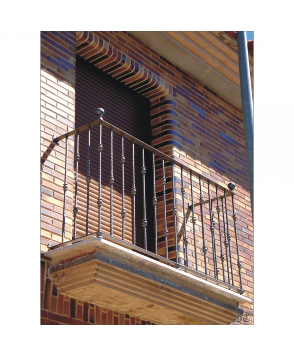 4038 Balcón con remates de bola fundidos