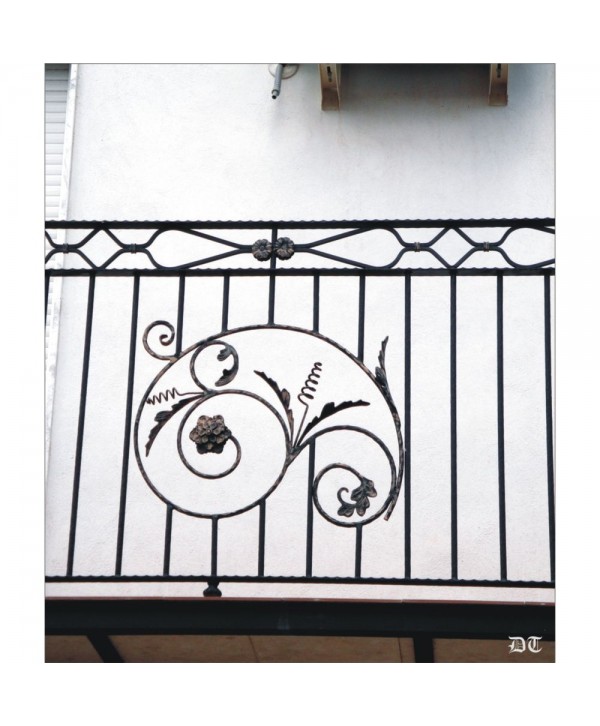 4053 Balcón con rizo grande con flor y hojas forjado