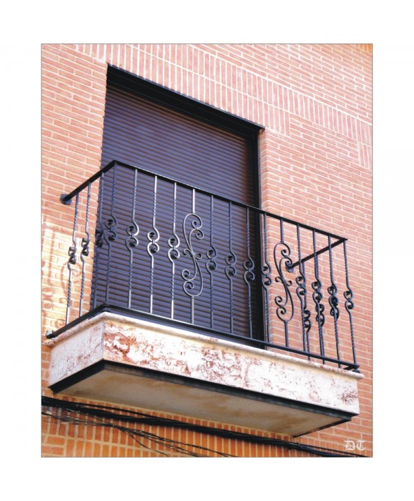 4056 Balcón con doble barrote de S elegante hierro