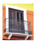 4075 Balcón con barrote retorcido y macollas de fundido