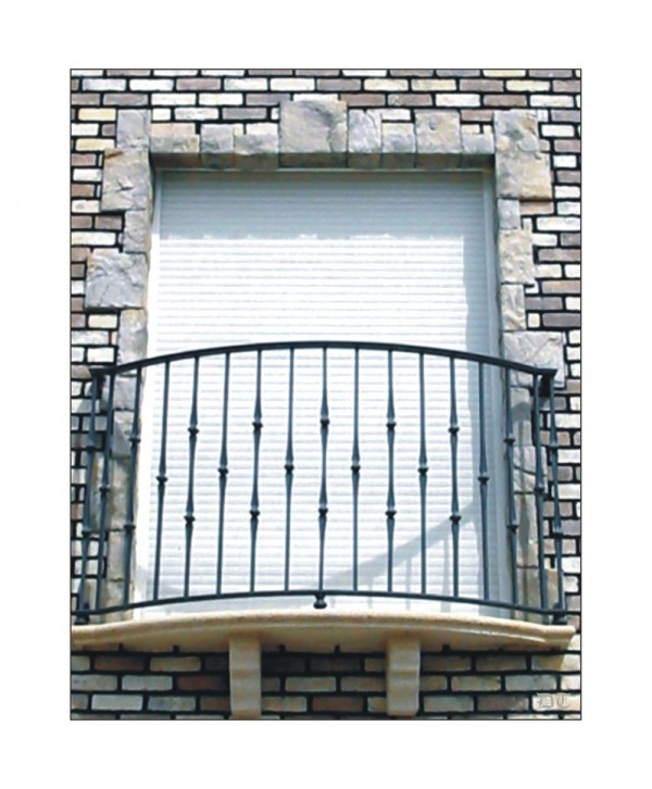 4086 Balcón sencillo con barrotes forjados