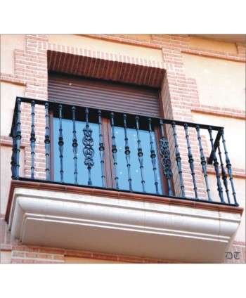 4133 Balcón de hierro fundido con remate fundido
