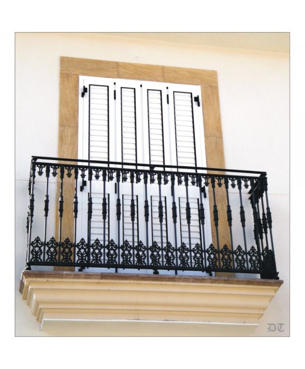 4138 Balcón para fachada de hierro fundido
