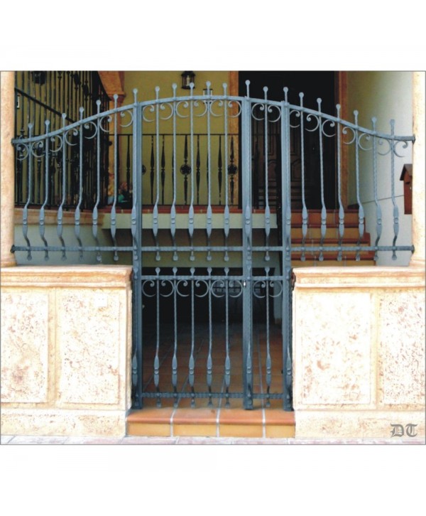 5016 Verja de barrotes curvados con dibujo
