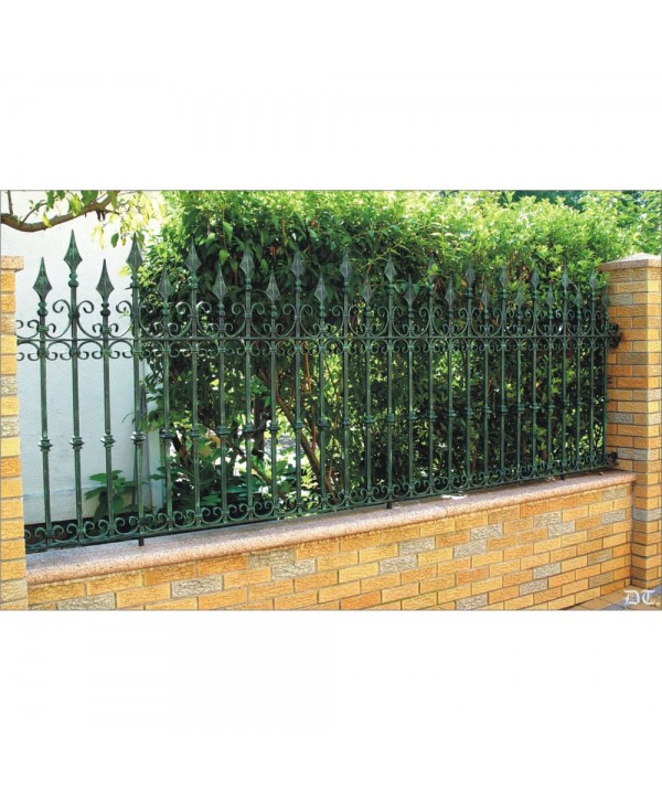 5018 Verja con lanzas superiores de forja