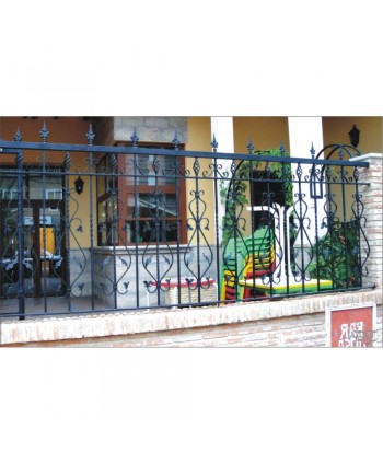 5046 Verja con barrotes ornamentales