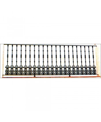 5063 Verja con macollas tradicionales y adornos de fundición